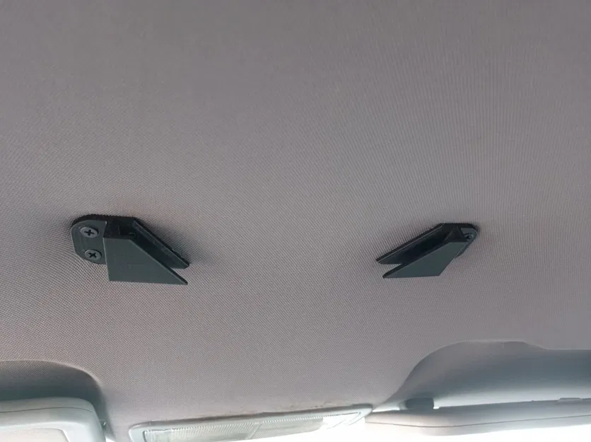 Giá treo nón/mũ trong xe hơi (car hat/cap holder) - Image 3