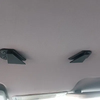 Giá treo nón/mũ trong xe hơi (car hat/cap holder)