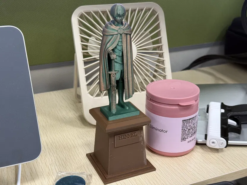 Tượng Himmel (Himmel statue) - Image 1