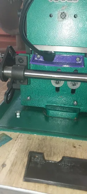 Kệ đỡ cáp động cơ máy tiện Grizzly (Grizzly Lathe Motor Cable Shelf) - Image 4