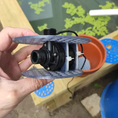 Ngàm gắn bơm cho chậu cây terracotta (Plant pot pump mount)