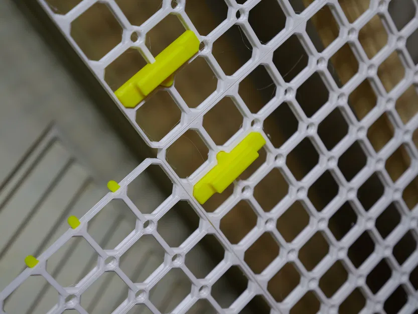 Dụng cụ bấm OpenGrid (có lỗ bắt vít) – Snap Tool - Image 1