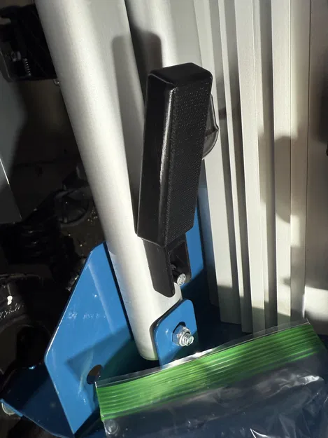 Khóa gạt chân bệ Mitre Saw Harbor Freight (Leg Lever Lock) - Image 3