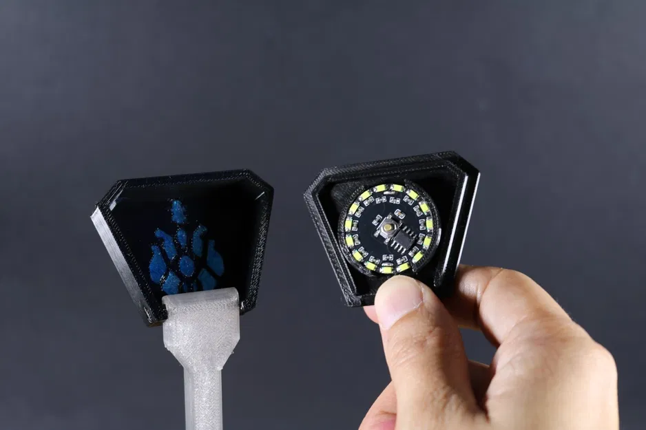 Đế trưng bày cho Transformers AotP Amalgamous Prime - Image 5