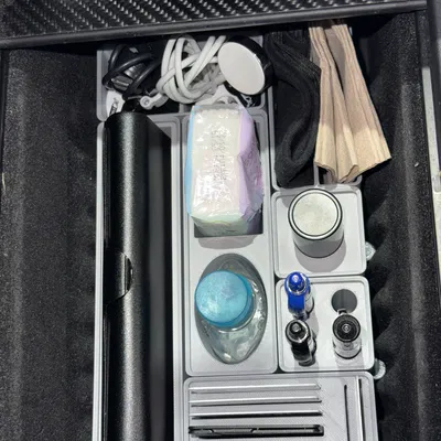 Adapter Gridfinity cho console Tesla Model S/X (5x3)