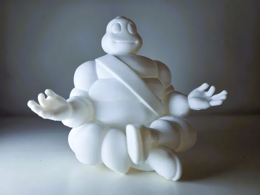 Tượng Bibendum (Michelin) đang thiền - Image 1