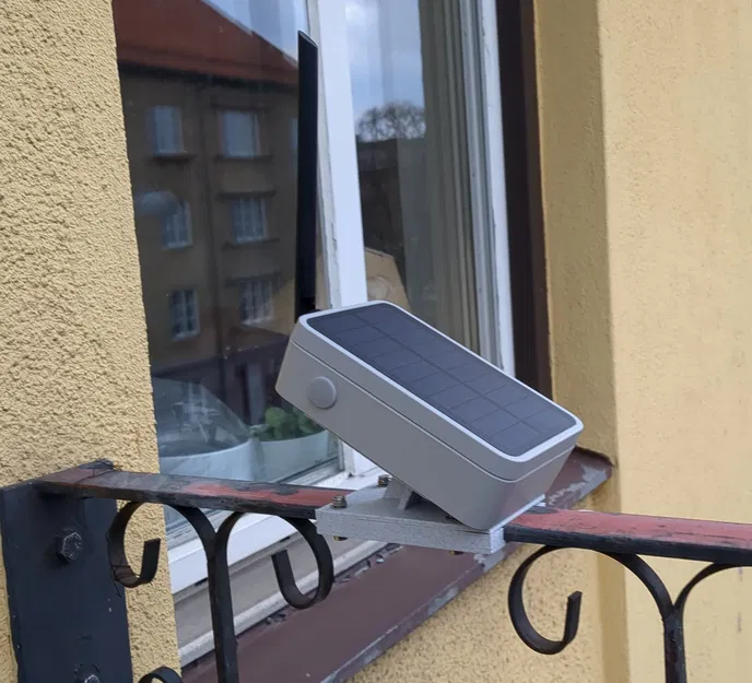 Ngàm gắn lan can cho RAK WisMesh Repeater Mini - Image 1