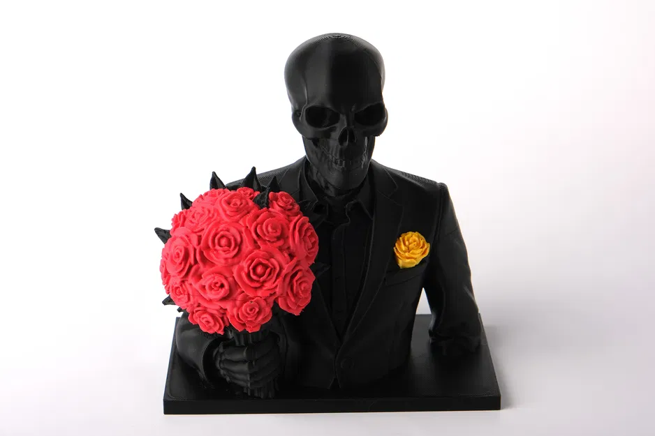 Tượng Bán Thân Bộ Xương Thanh Lịch Cầm Hoa Hồng - Image 2