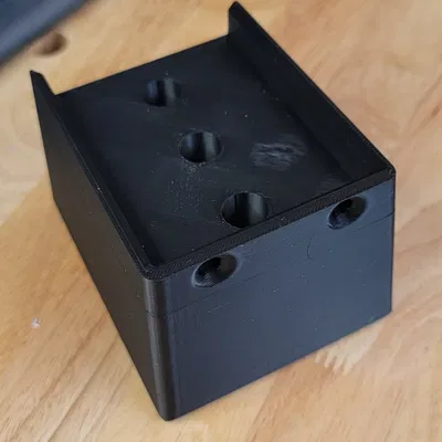 Harbor Freight Yukon Desk Riser (Chân nâng bàn Yukon)