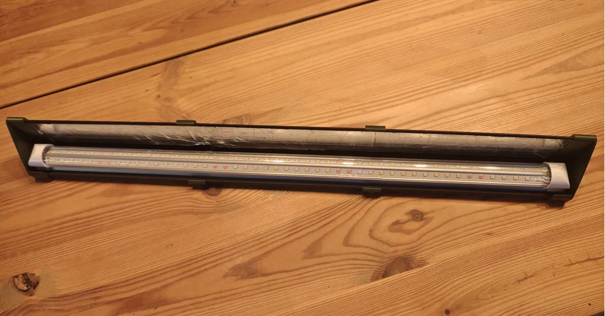 Chụp che sáng (shader) cho đèn grow T8 - Image 4