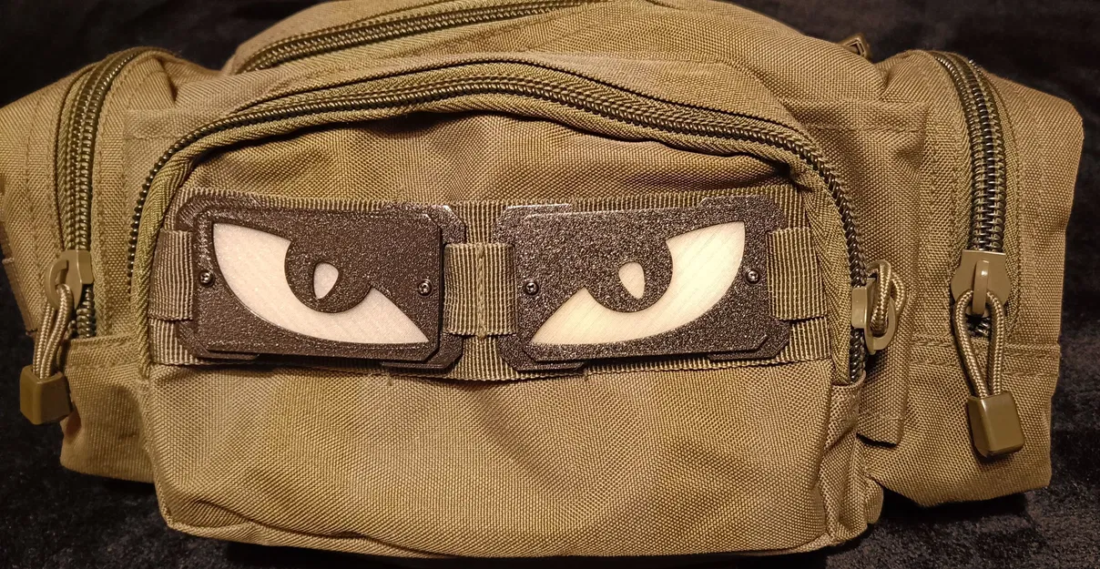 Panel phát sáng chiến thuật Molle hình Mắt (Eyes) - Image 1