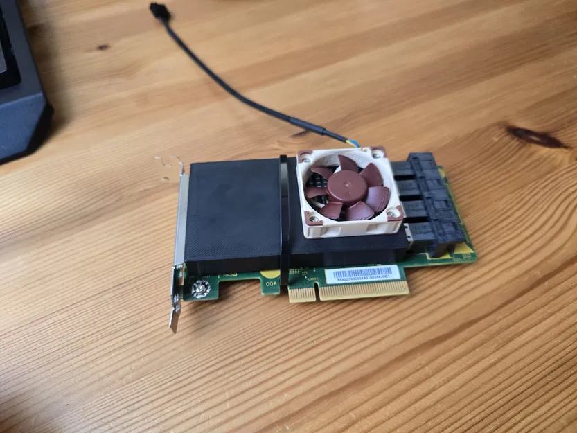 Ống dẫn gió quạt 40mm cho LSI 9305 16i (Fan Shroud) - Image 1