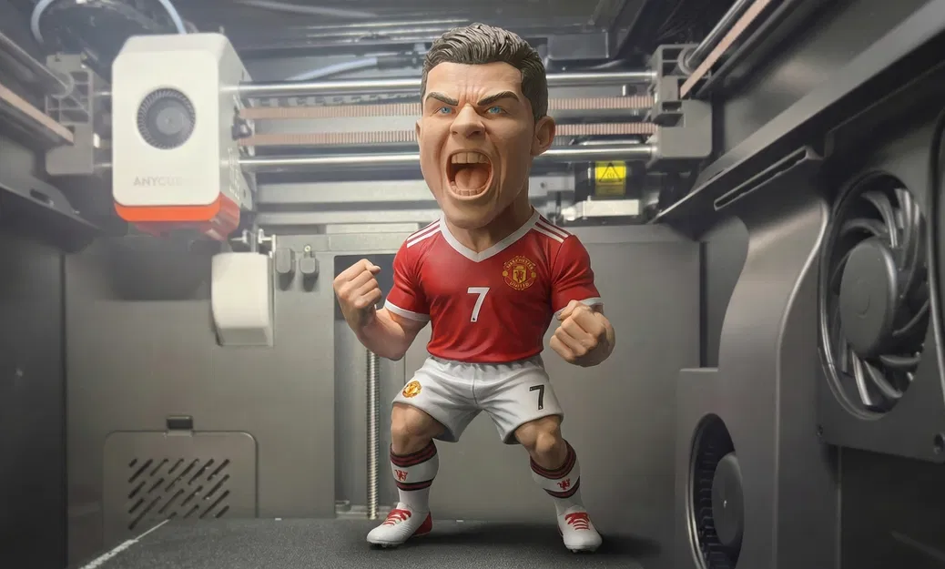 Cristiano Ronaldo Ăn Mừng - Image 1