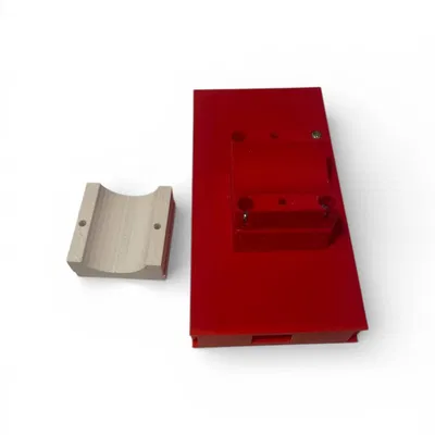 Okai Neon Pro iPhone 13 w Case Clamp – Giá đỡ iPhone 13 Pro cho scooter Okai