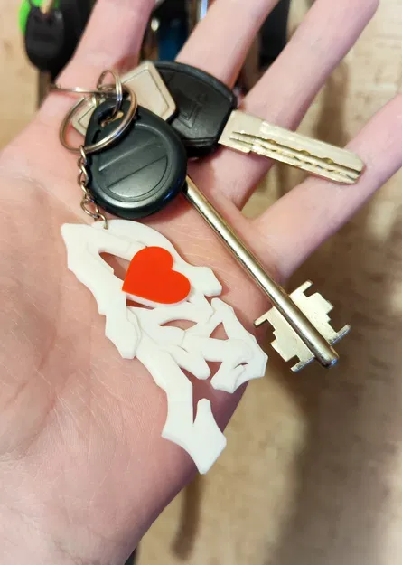 Móc khóa LOVE phong cách Graffiti – Quà tặng Ngày Valentine - Image 2