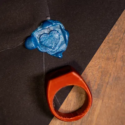 Nhẫn Con Dấu Sáp – Trái Tim & La Bàn Hoa Gió