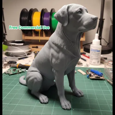 Tượng Chó Labrador Retriever Ngồi Realistic