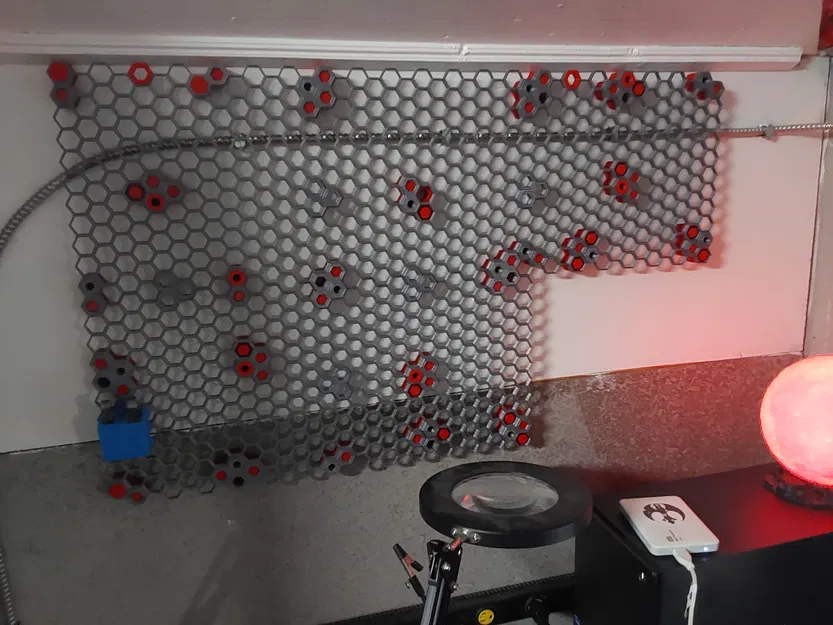 Miếng kê tường Honey comb 20.5mm - Image 1