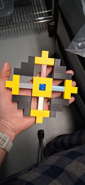 Bùa Hộ Mệnh của Order of the Stone (Minecraft: Story Mode) - Image 1