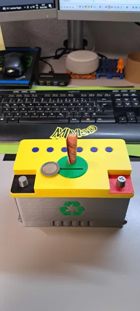 Pin hay Tiền? Hộp lưu trữ pin xe hơi đa dụng - Image 3