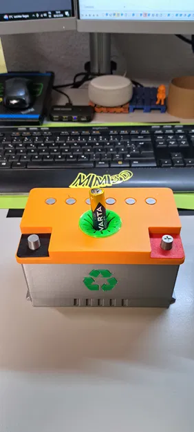 Pin hay Tiền? Hộp lưu trữ pin xe hơi đa dụng - Image 4