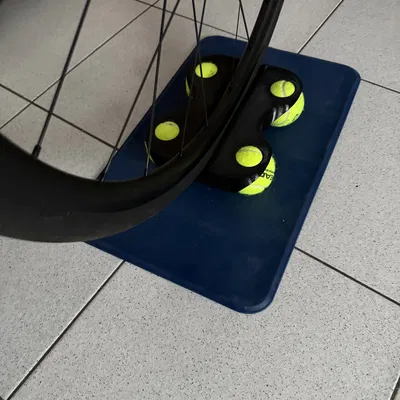 Front wheel raiser 4x Ball - Gối kê bánh trước dùng 4 bóng tennis