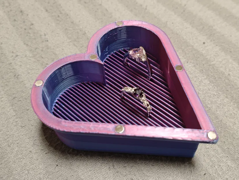 Hộp nhẫn nam châm (Magnetic ring box) - Image 1