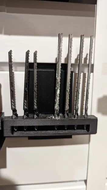 Giá treo lưỡi cưa lọng T-Shank cho Slatwall 3" - Image 1