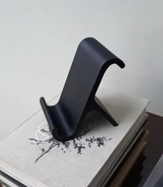 Giá đỡ điện thoại để bàn chic & elegant, dễ in (lấy cảm hứng chữ lambda) - Image 1