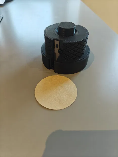 Dao cắt & giá giữ giấy lọc parametric cho portafilter espresso - Image 4