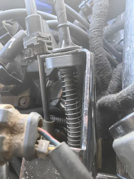 Cố định dây cáp flap Ford Explorer 2 5.0/4.0 - Image 2