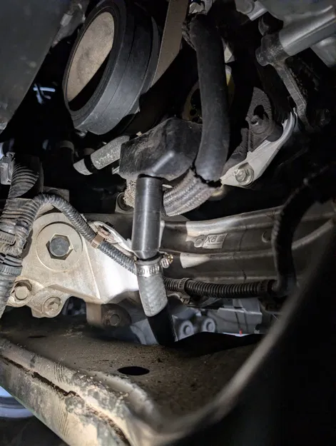 Adapter lọc dầu Tundra 2023-2026 cho thay dầu sạch sẽ, không bầy nhầy - Image 2