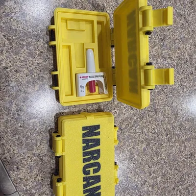 Case NARCAN & Ammonia