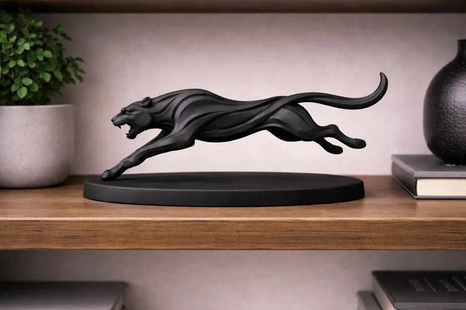 Black Panther – Tượng 3D năng động in filament đen mờ - Image 1