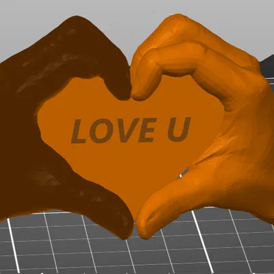 Love U Heart – Tay cầm trái tim, chữ tùy chỉnh