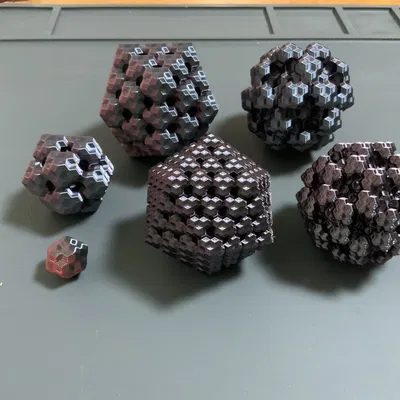 Cụm rhombic icosahedra và rhombic hexecontahedra