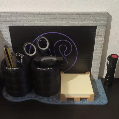 Khay cắm bút phong cách xưởng sửa xe