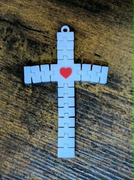 Móc khóa Flexi Thánh Giá kèm Trái Tim (Flexi Cross with Heart Keychain) - Image 2