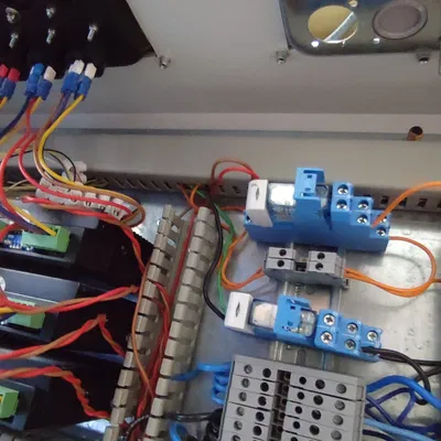 Tấm che lỗ XLR Neutrik (Neutrik XLR blanking plate)