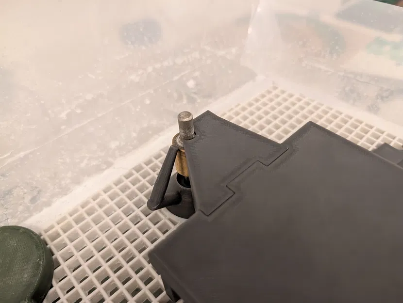 Đế nâng bàn với đầu module (Table riser with modular ends) - Image 1