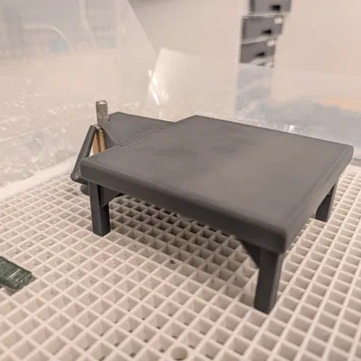 Đế nâng bàn với đầu module (Table riser with modular ends)