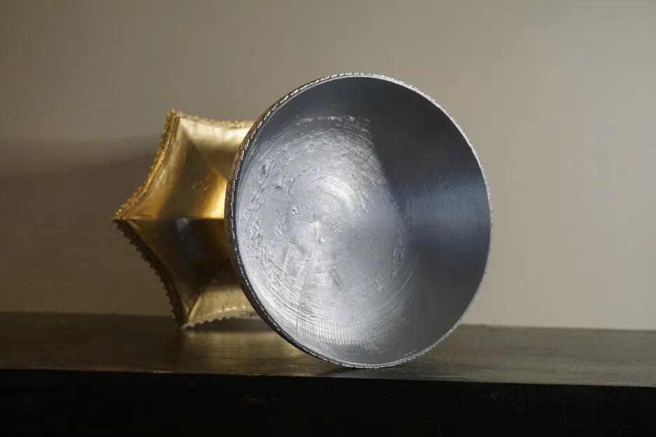 Chén Thánh (Holy Grail) từ phim Excalibur (1981) – The Holy Grail from the 1981 Movie Excalibur - Image 8