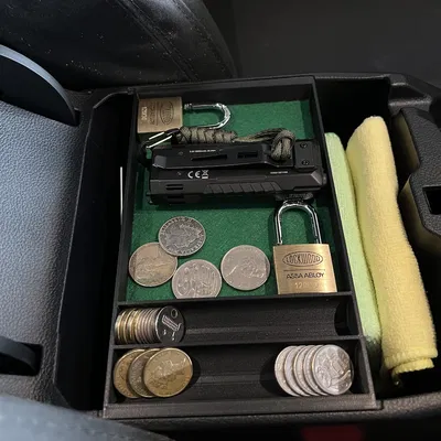 Khay đựng xu hộc trung tâm Ford Ranger Next Gen (phiên bản Úc)