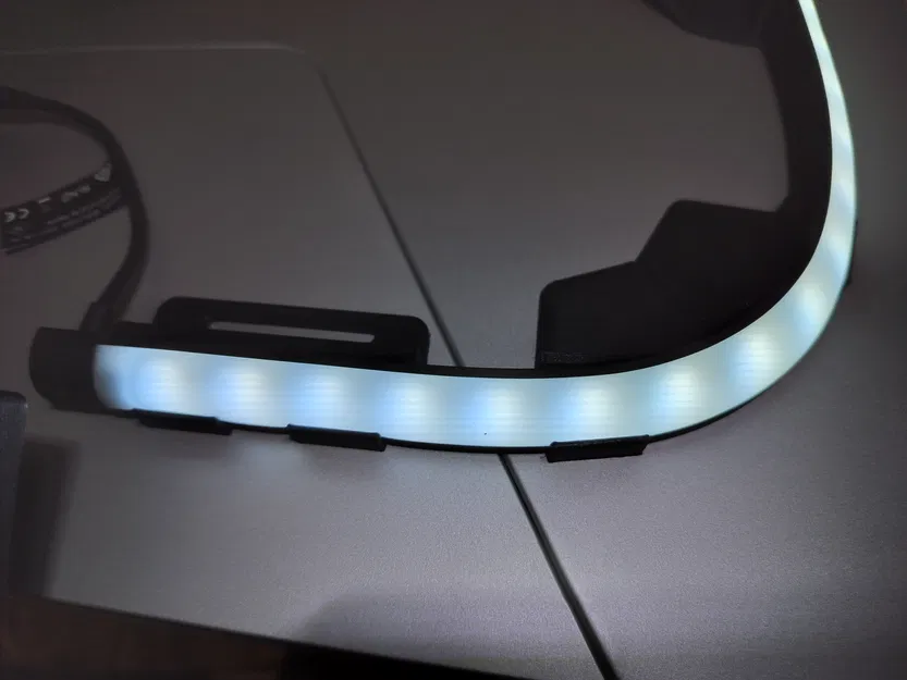 Ngàm gắn lightstrip Philips Hue cho TV & PC có móc - Image 2