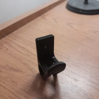 Móc treo chịu lực tháo rời (gancho resistente desmontable)