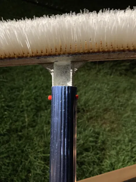 Lò xo/Clip cho bàn chải hồ bơi (Pool Brush Spring or Clip) - Image 2