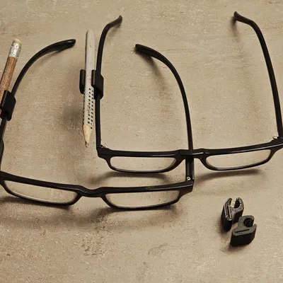 Kẹp Bút Cho Kính (TPU)