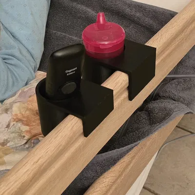 Giá đỡ ly cho giường bệnh viện