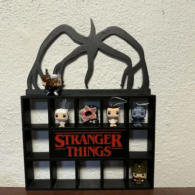 Kệ Stranger Things cho 12 figure Kinder Joy