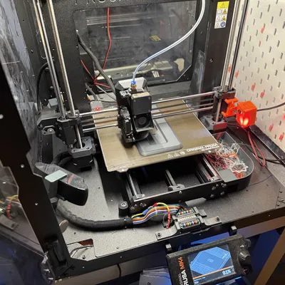 Tấm đế lắp Ubiquiti Doorbell G4 Pro (Wifi) lên gang box (mounting base plate)